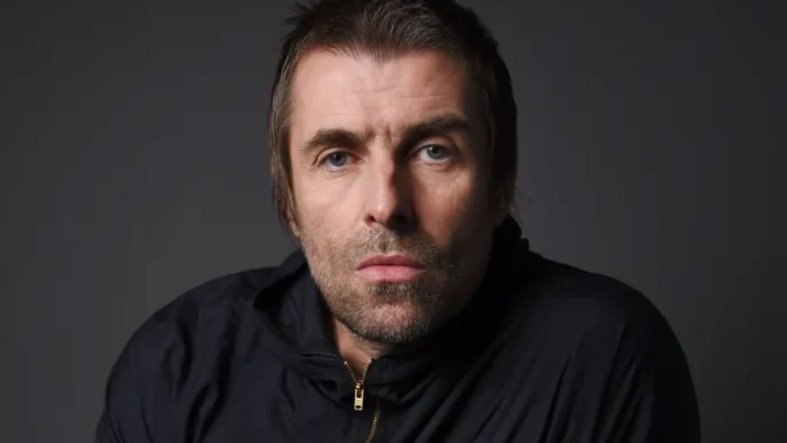 Liam Gallagher deals with face-off over ₤ 500k need from love kid’s mom