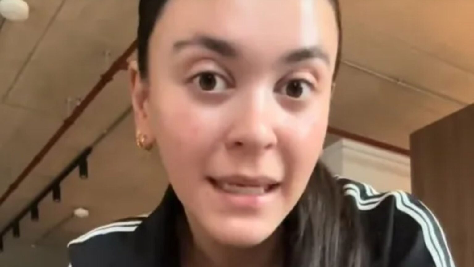Love Island star’s desperate 999 call to get ‘paedo’ apprehended in kids’ park Love Island star’s desperate 999 call to get ‘paedo’ apprehended in kids’ park
