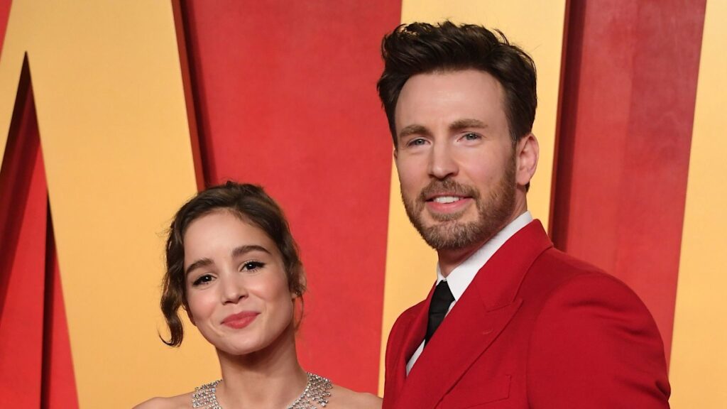 Chris Evans ends up being a father as he invites infant with partner Alba Baptista– see the name’s significance Chris Evans ends up being a father as he invites infant with partner Alba Baptista– see the name’s significance