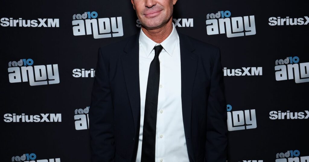 Jeff Lewis Slams ‘The Genuine Homemakers of Orange County’ Stars’ Style in Amsterdam: ‘Gown Your Age’
