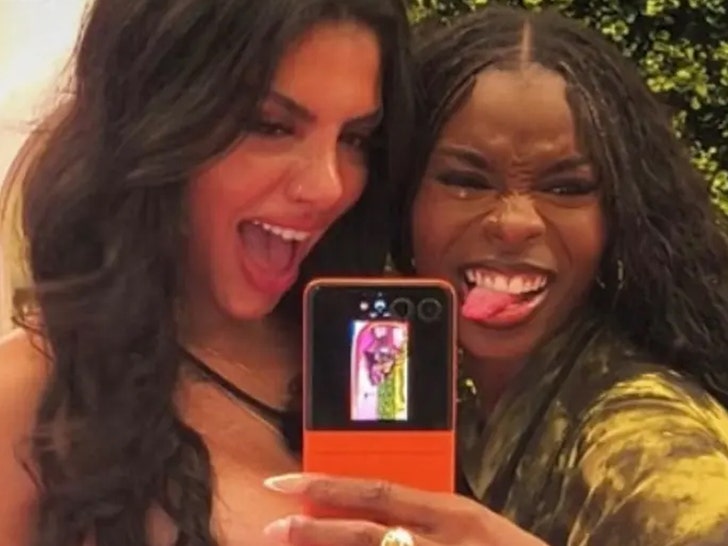 Olandria Carthen Huda Mustafa peacock