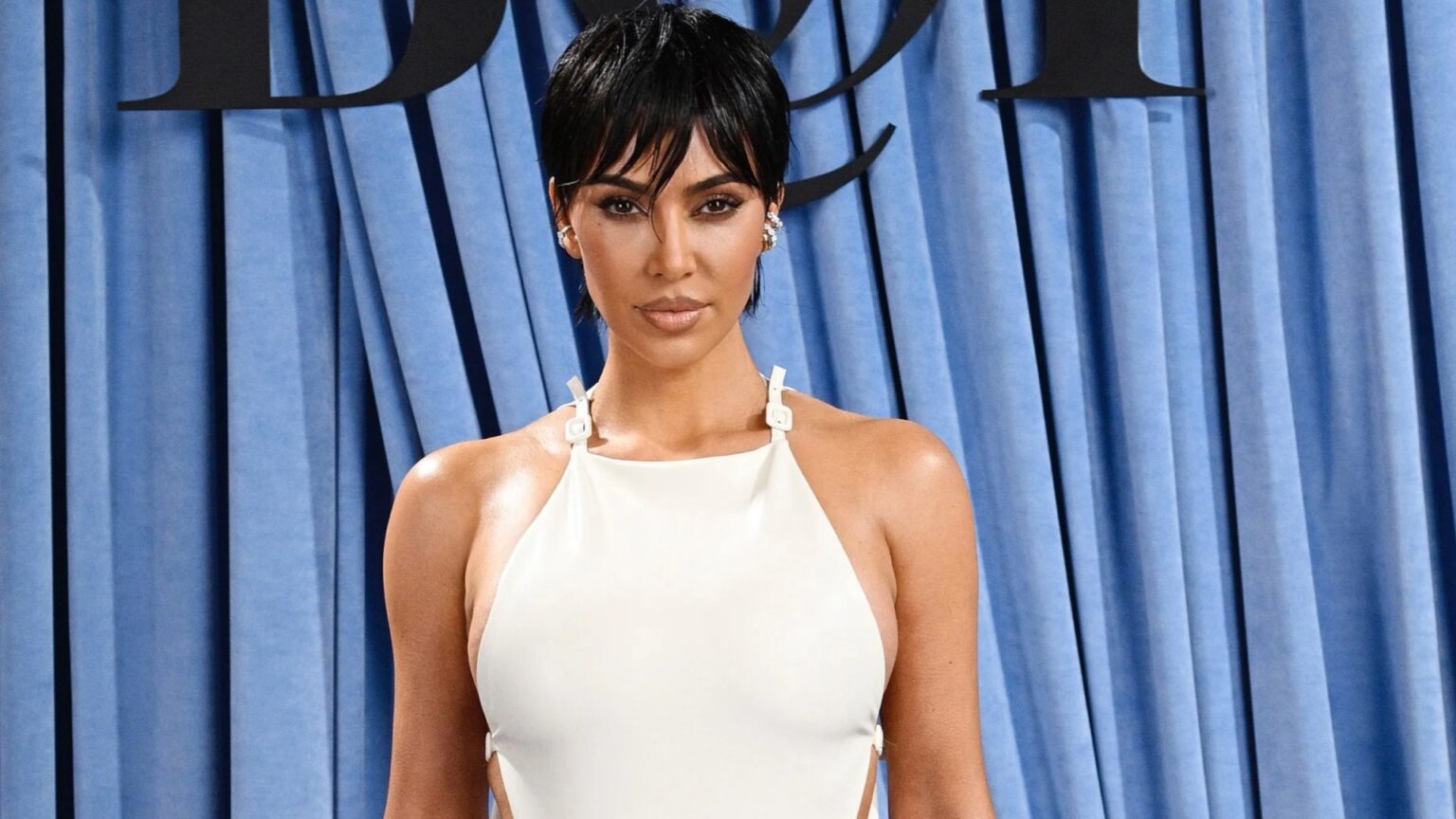 Kim Kardashian & A-list stars who changed takes a look at Paris Style Week