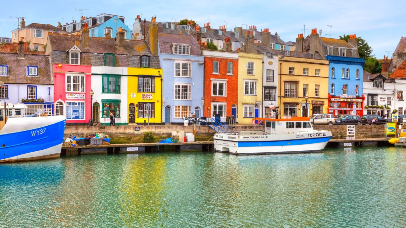 Leading 5 locations in the UK where you get the most sunshine as clocks alter Leading 5 locations in the UK where you get the most sunshine as clocks alter