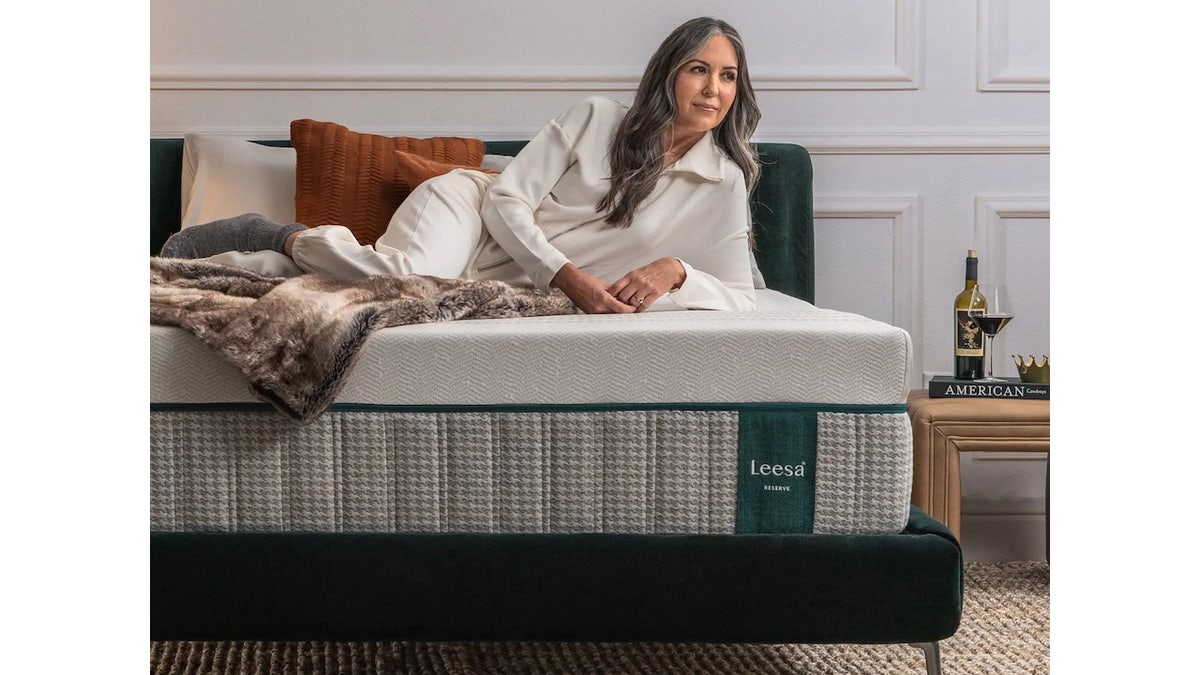 The Leesa Reserve Hybrid is a luxury mattress from Leesa.