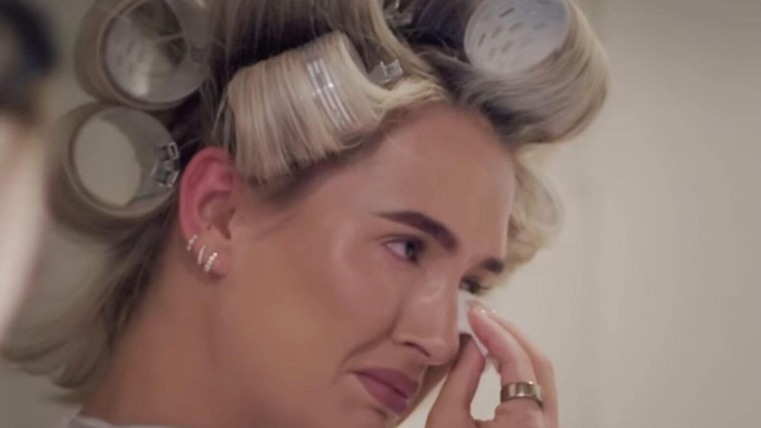 Heartbreaking minute Molly-Mae breaks down in tears ahead of catwalk reveal