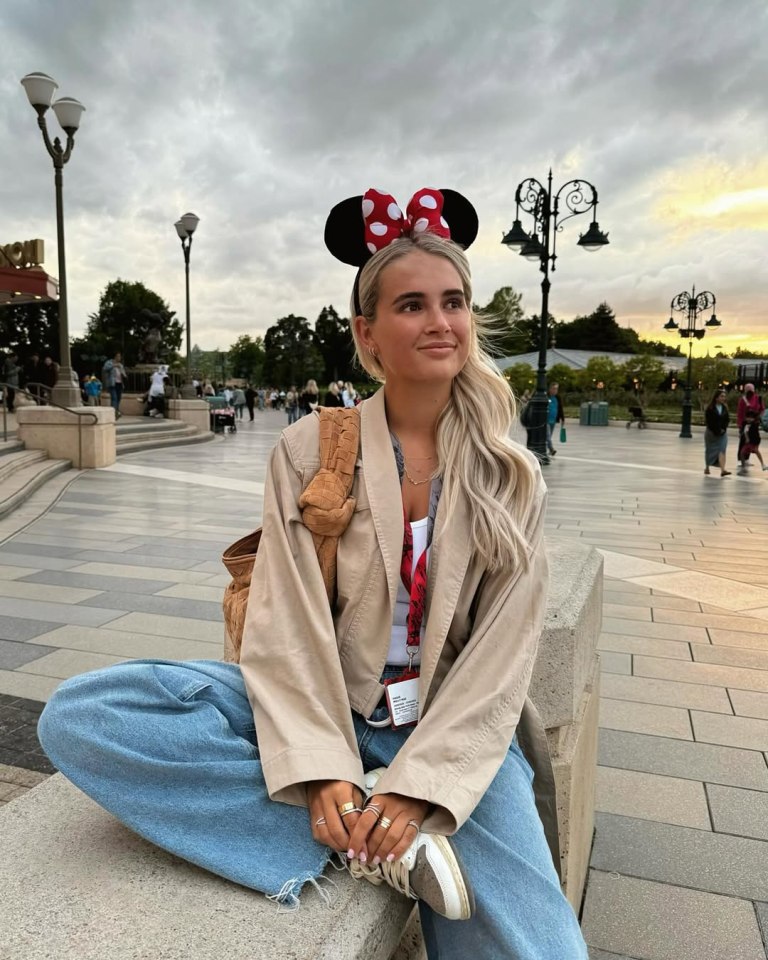Molly Mae at Disneyland for her 26th Birthday.