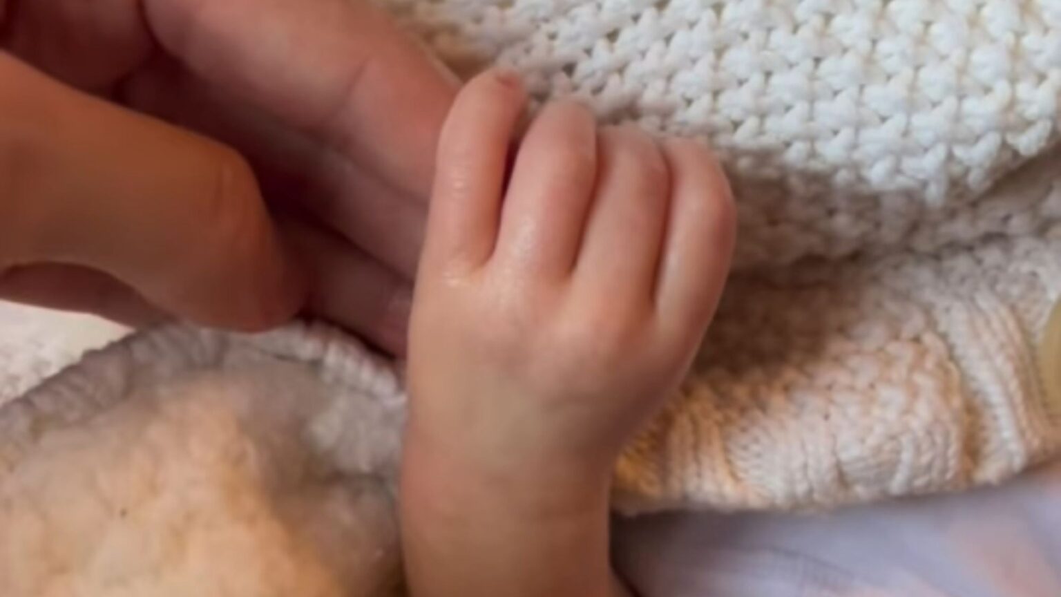 Pixie Lott brings to life 2nd kid as she shares sweet very first appearance picture Pixie Lott brings to life 2nd kid as she shares sweet very first appearance picture