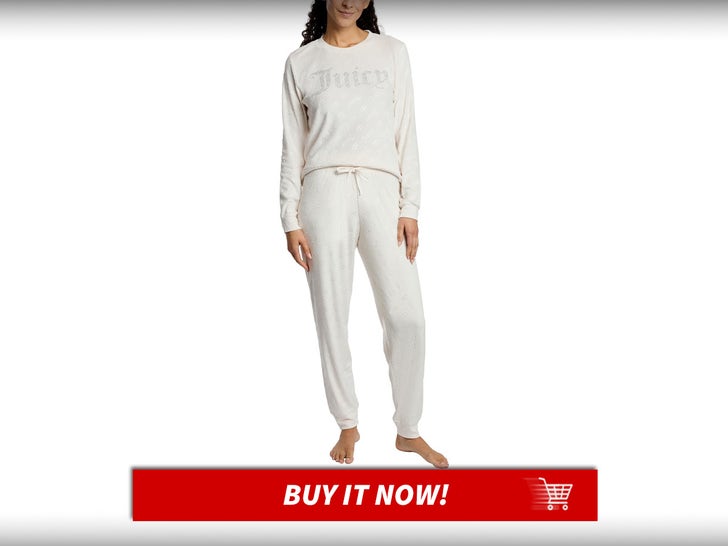 Juicy-Couture-Womens-2-Piece-Velvet-Fleece-Set-Pajama-Sets-MAIN