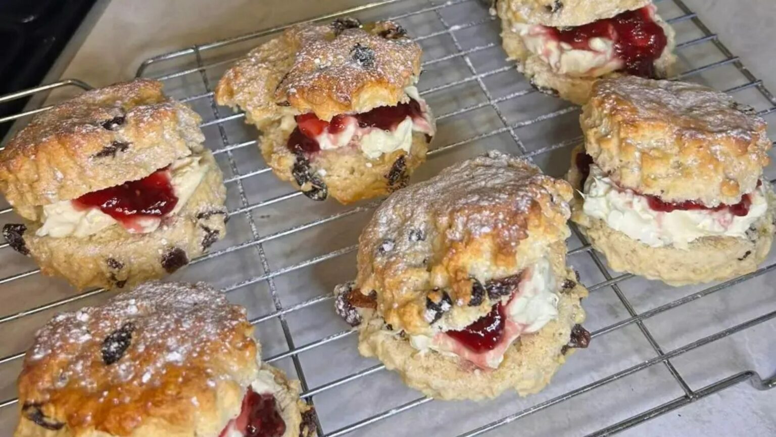 Female shares how she made tasty reward in her sluggish cooker with 1 active ingredient Female shares how she made tasty reward in her sluggish cooker with 1 active ingredient